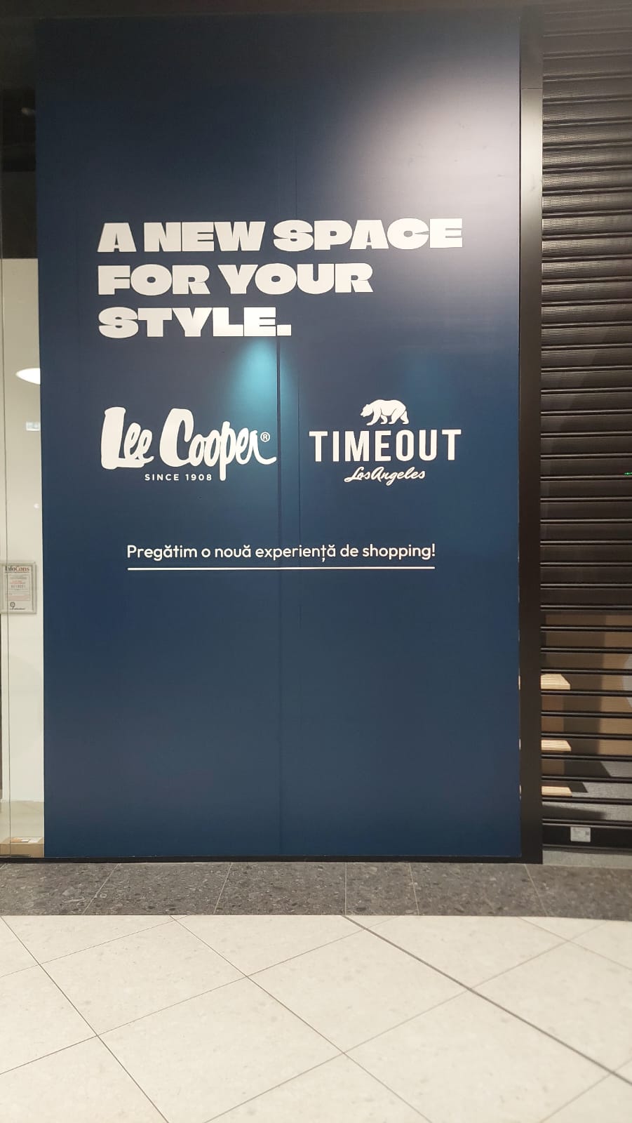 Lee Cooper window graphics 2